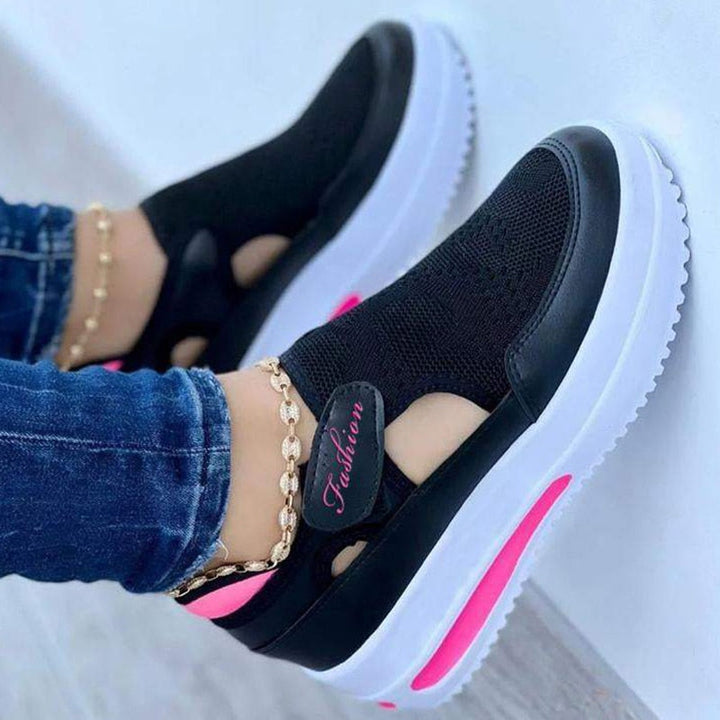 Stijlvolle Sasa sneakers voor dames, perfect voor een modieuze casual outfit en optimaal draagcomfort.
