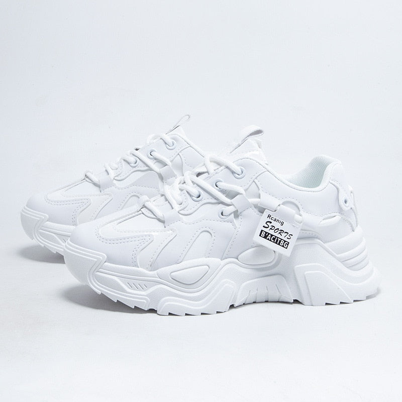 Modieuze chunky sneakers voor dames met dempende zool en vetersluiting