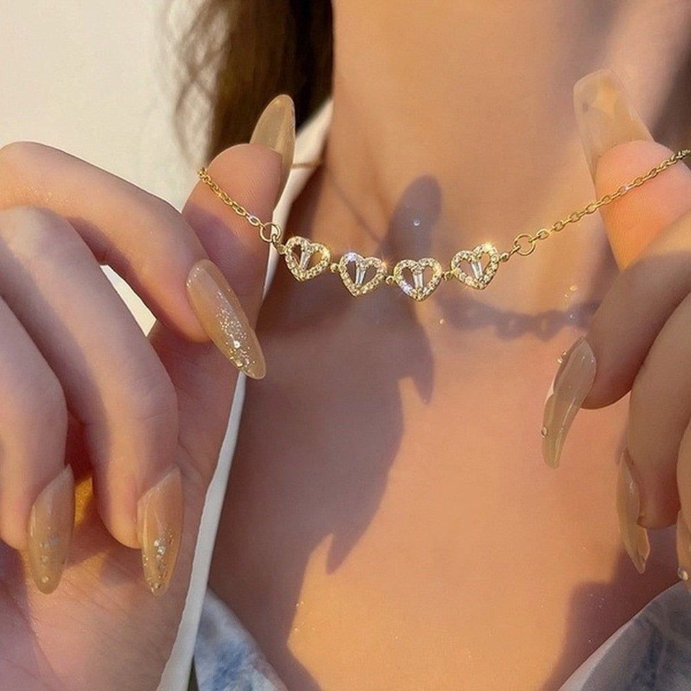 Verstelbare sluiting van de goudkleurige ketting