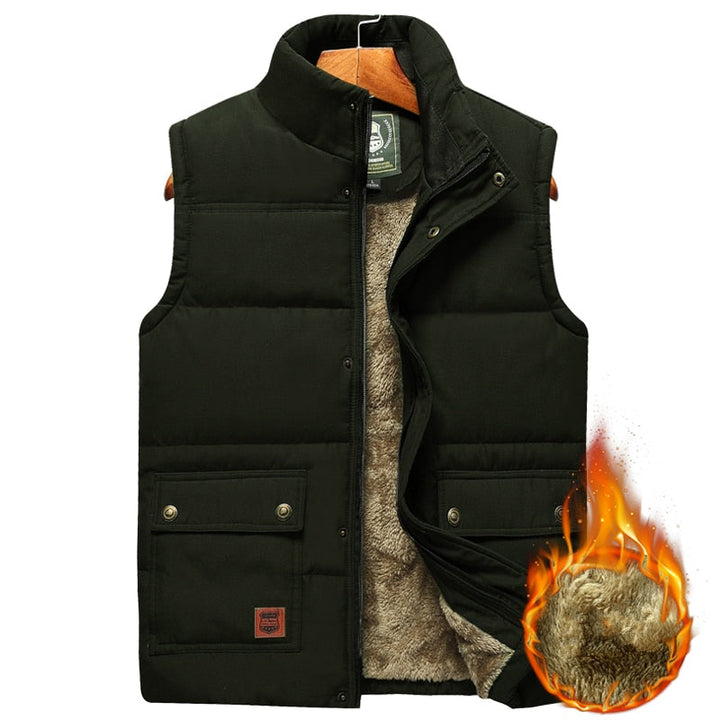 Bodywarmer in legergroen met warme voering, geopend voor zicht op de binnenkant.