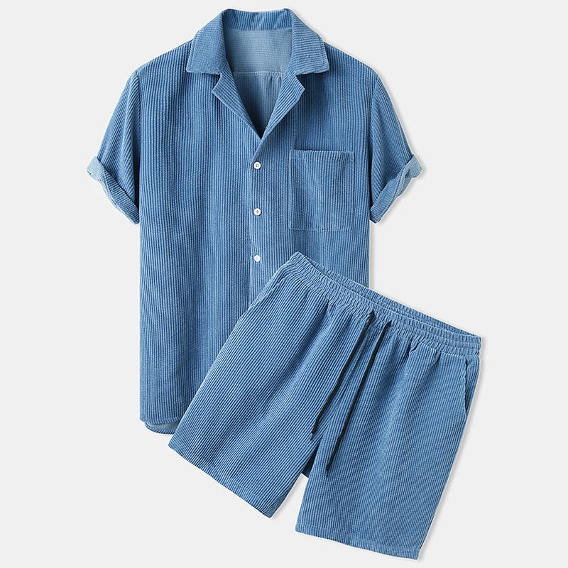Casual heren combiset, tweedelige zomerkleding voor een comfortabele en sportieve look. Ideaal voor warme dagen.