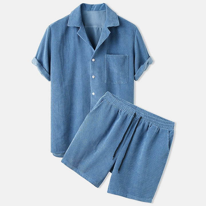 Casual heren combiset, tweedelige zomerkleding voor een comfortabele en sportieve look. Ideaal voor warme dagen.