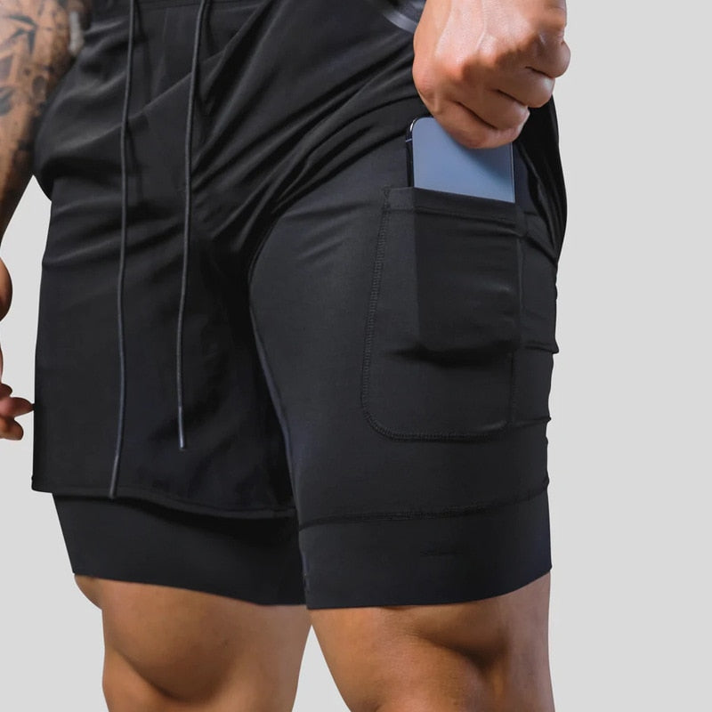 Ademende 2-in-1 sportbroek voor heren, biedt optimale bewegingsvrijheid bij elke sport.