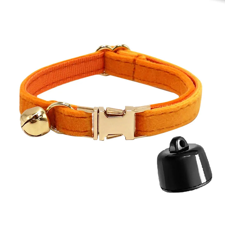 Verpakking van de Huisdier Tracker Mini met de halsband en gebruikershandleiding.