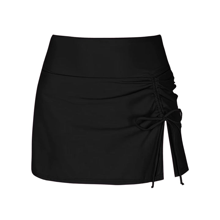 Compact opgevouwen Hoymans dames zwemshorts, makkelijk mee te nemen voor wateractiviteiten en reizen.