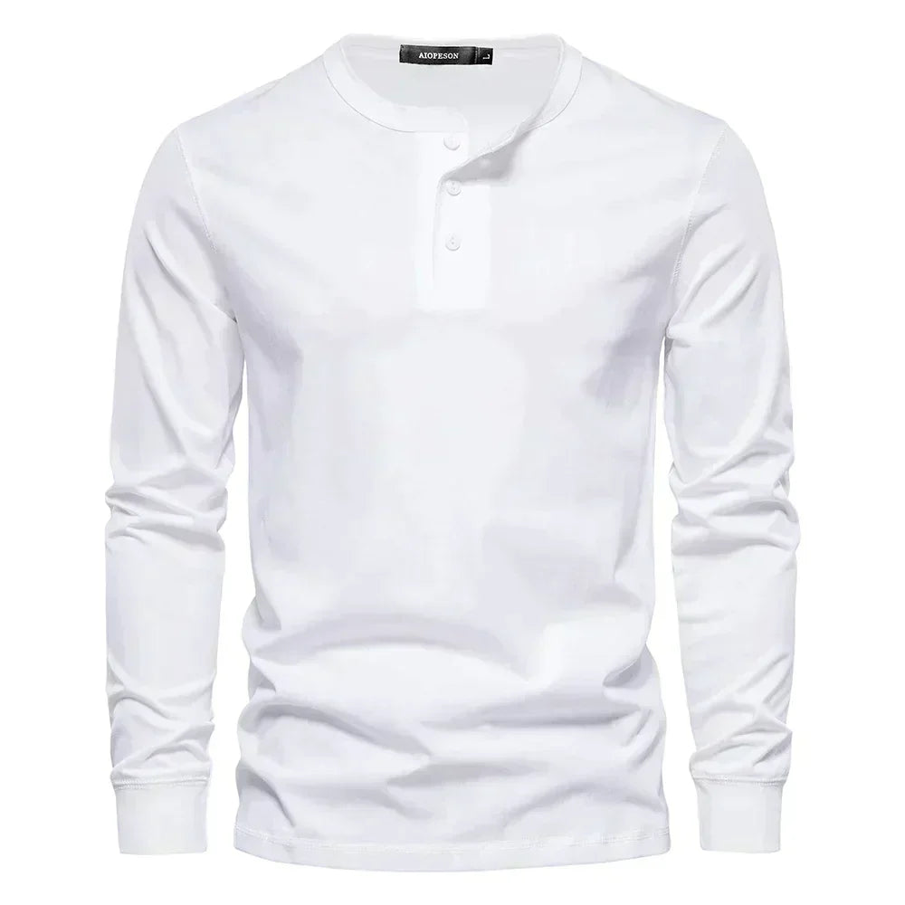 Donkerblauw heren Henley T-shirt, ideaal voor een relaxte lente-outfit