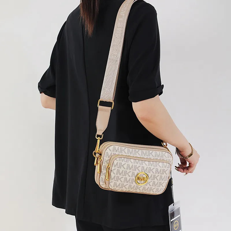 Stijlvolle bruine crossbody tas voor dames van dichtbij