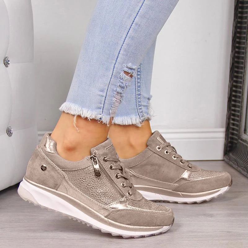 Elegante dames wandelschoenen met handige zijrits en moderne stijl, biedt optimaal comfort voor elke stap.