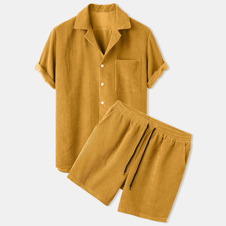 Stijlvolle heren combiset, tweedelige outfit voor zomer comfort. Ideaal voor casual dagen en vrije tijd.