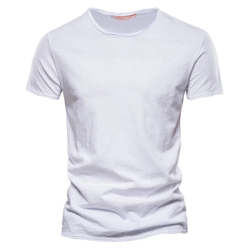 Geel heren T-shirt, levendige kleur, ademende stof, voor actieve dagen.