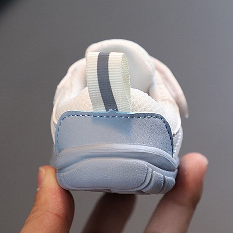 Flexibele barefoot babyschoenen, comfortabel en lichtgewicht voor natuurlijke voetontwikkeling van je baby.