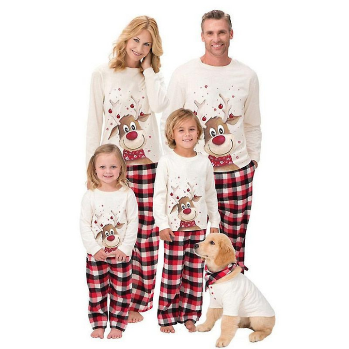 Gezellige familie kerstpyjama set, passend voor iedereen, comfortabele nachtkleding voor de feestdagen.