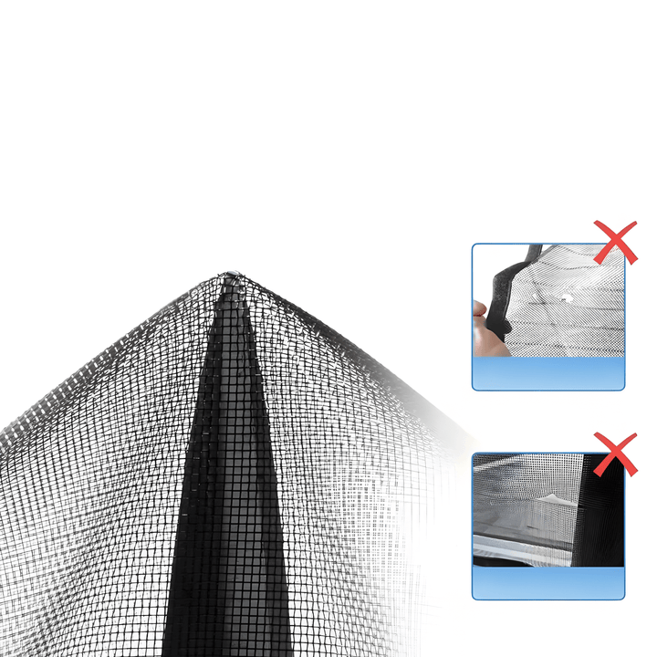 Huisdier passeert door zelfsluitend magnetisch deurmuggennet. Optimale insectenwering en frisse lucht in huis.