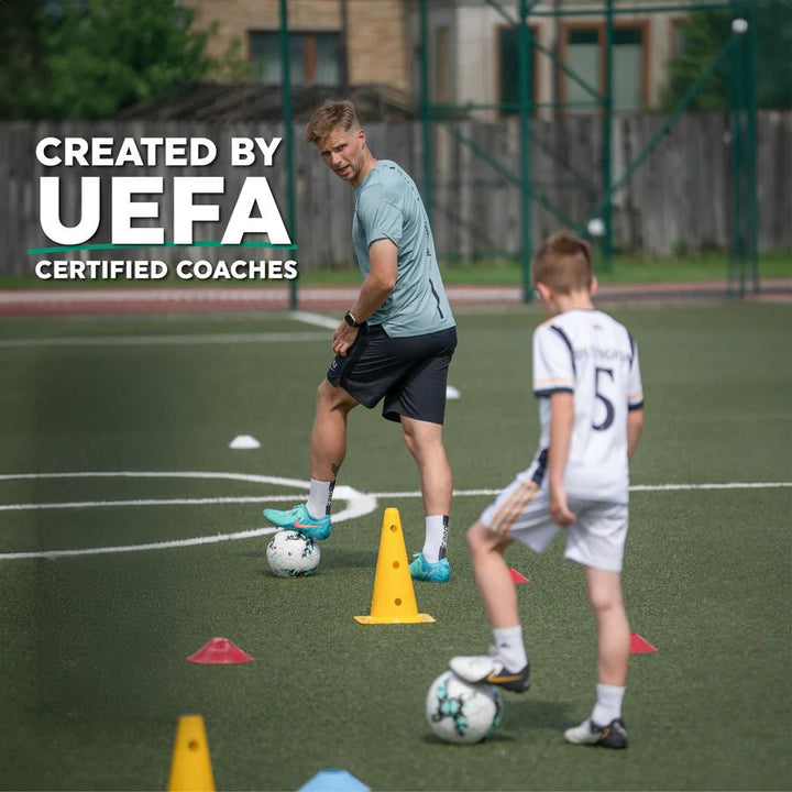 Kindervoltbalmat met duidelijke instructievakken voor techniektraining