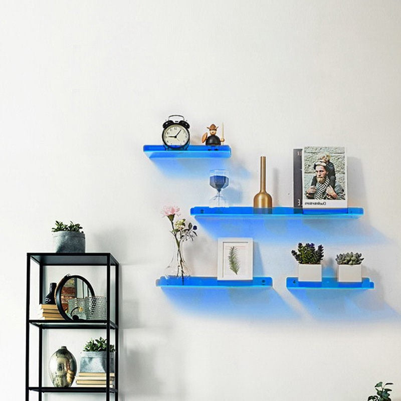 Modern industriële wandplank met houten blad en metalen frame, perfect voor woninginrichting en opbergen.