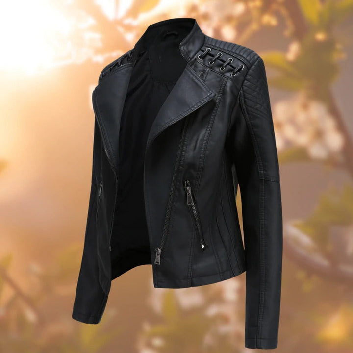 Stijlvolle zwarte leren damesjas CoraJacket voor de winter