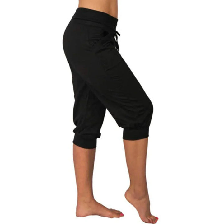 Comfortabele dames casual capribroek Luna in stijlvolle kleur, ideaal voor zomerse dagen