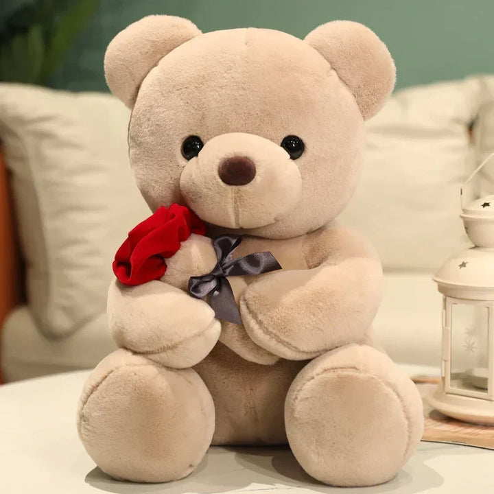 Schattige knuffelbeer met rozen, een perfect zacht cadeau voor kinderen of als romantisch gebaar voor je geliefde.