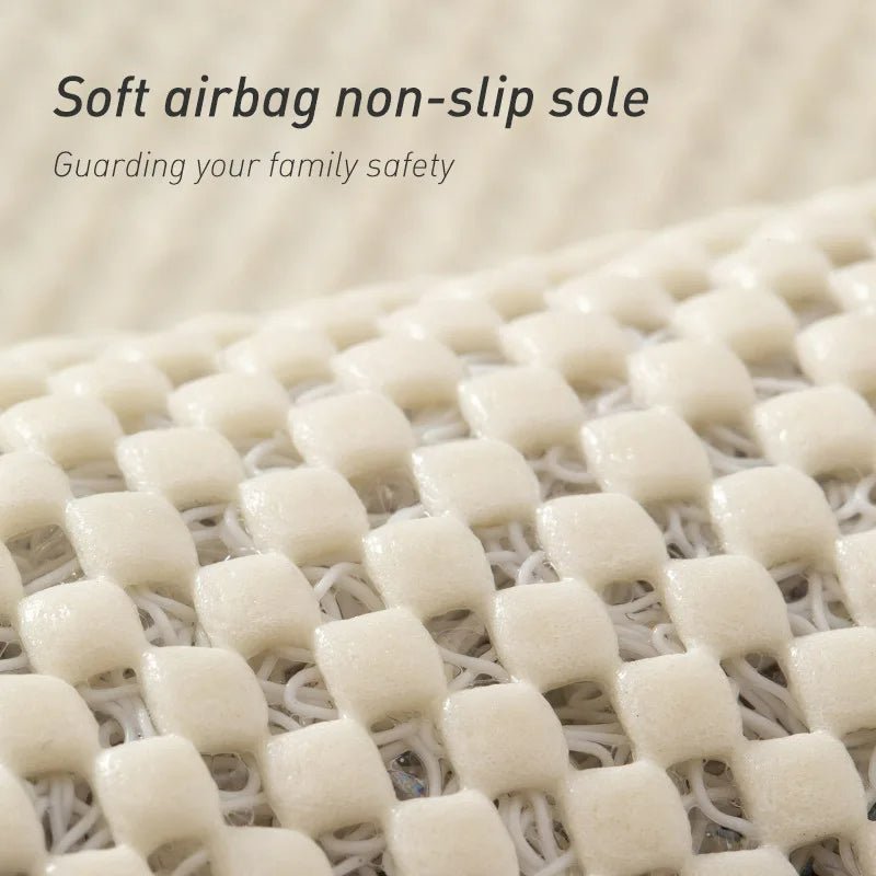 "Antislip douchemat in beige, bruin of grijs. PVC materiaal, 40x60 of 50x80 cm, veilig en comfortabel douchen."