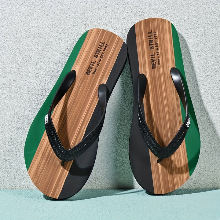 "Antislip en geurloze heren slippers, EVA bovenwerk, rubberen zool, comfortabel en stijlvol voor dagelijks gebruik."