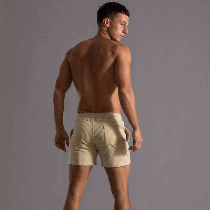 Vooraanzicht van de comfortabele heren sport shorts