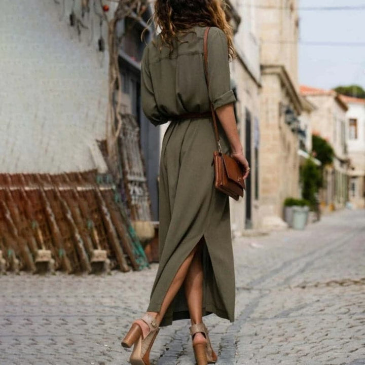 Elegante dames midijurk met riem, een stijlvolle overhemdjurk voor lente en zomer.