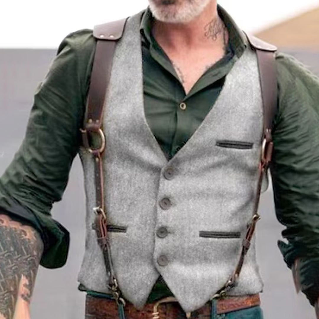 Bruine lederen heren gilet, tijdloos en stijlvol, voor elke gelegenheid, beschikbaar in bruin, zwart en grijs.
