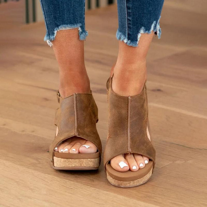 Elegante dames sandalen, modieus en comfortabel, perfect voor een casual zomerlook met gezonde voetsteun.