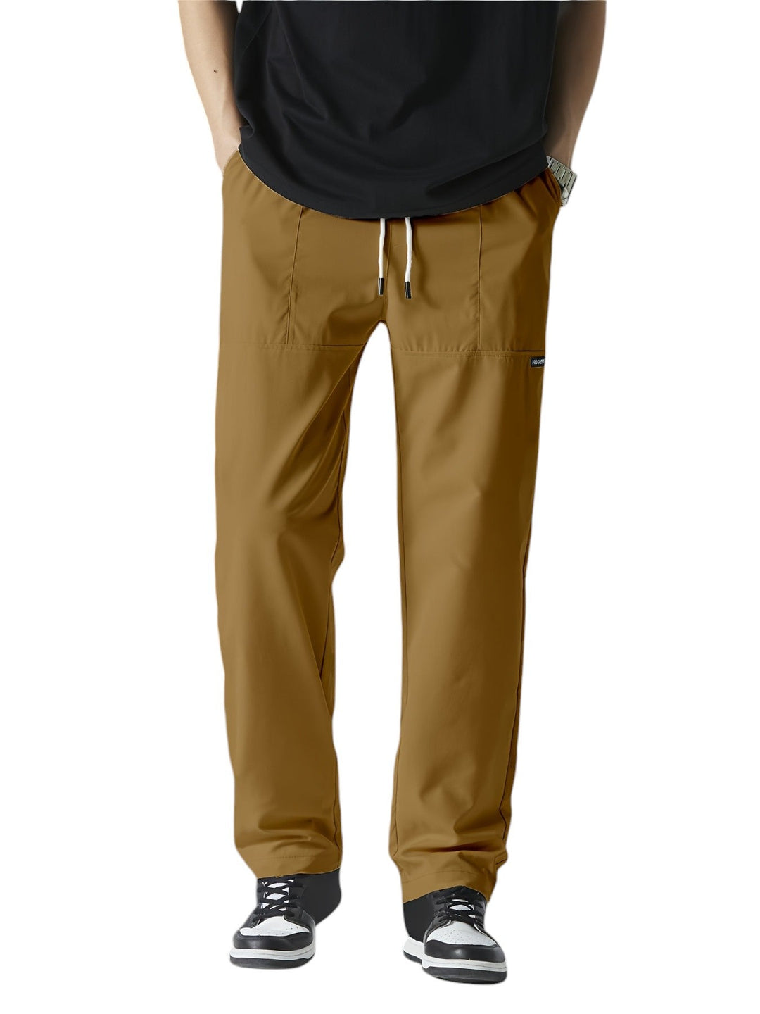 "Casual chique heren joggingbroek, donkergrijs, ademende stof, elastische tailleband met trekkoord, comfortabele pasvorm."