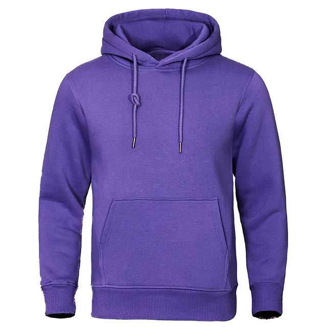 "Casual heren hoodie met zachte fleece, capuchon en kangoeroezak; comfortabele pasvorm voor dagelijks gebruik."