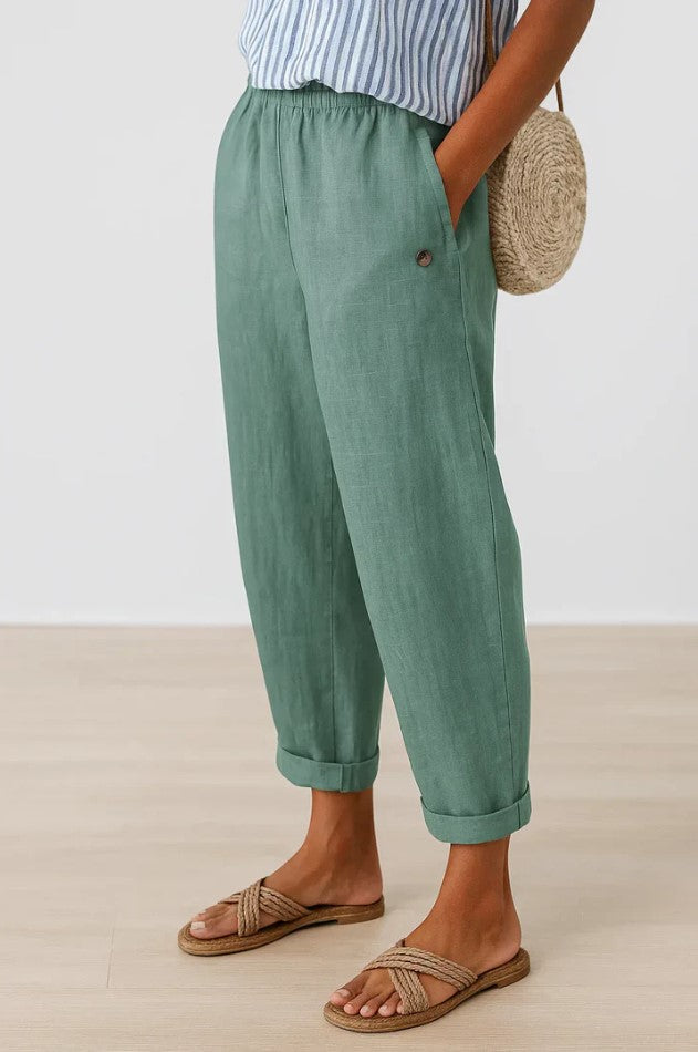 Casual damesbroek, relaxte pasvorm met elastische taille. Comfortabele chino, perfect voor een zomerse dag.