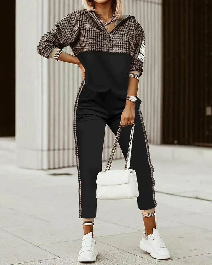 "Comfortabel en stijlvol Amber joggingpak voor dames met luxe details, elastische tailleband en zachte voering."