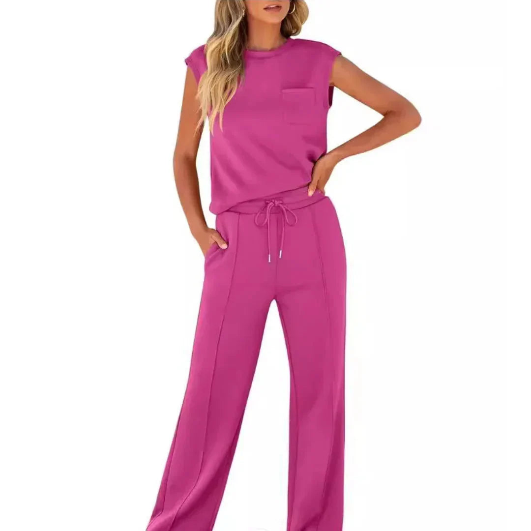 Luxe dames loungewear set met oversized pasvorm voor ultiem comfort. Perfecte zomer set voor ontspanning.