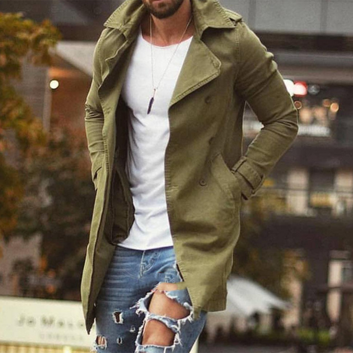 Comfortabele lange parka zomerjas voor mannen, met praktische zakken en weerbestendig materiaal, in neutrale kleuren.