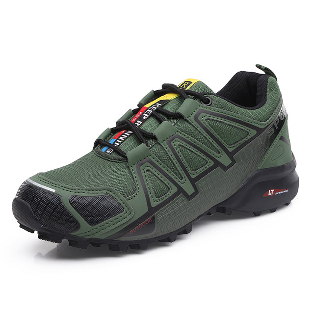 Comfortabele trekking schoen voor heren met robuust design, grijs-zwart gekleurd, geschikt voor outdoor avonturen.