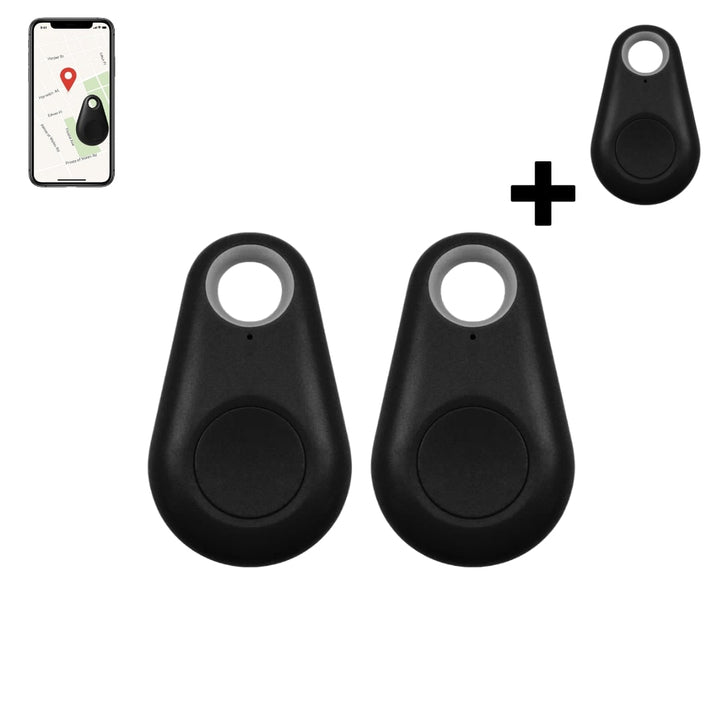 De compacte GPS tracker op een tafel, klaar voor gebruik met app.