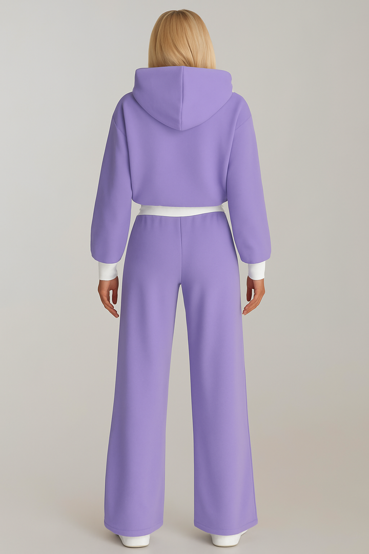 "Cropped hoodie en wijde broek dames tracksuit in modern design voor comfort en stijl, ideaal als loungewear set."