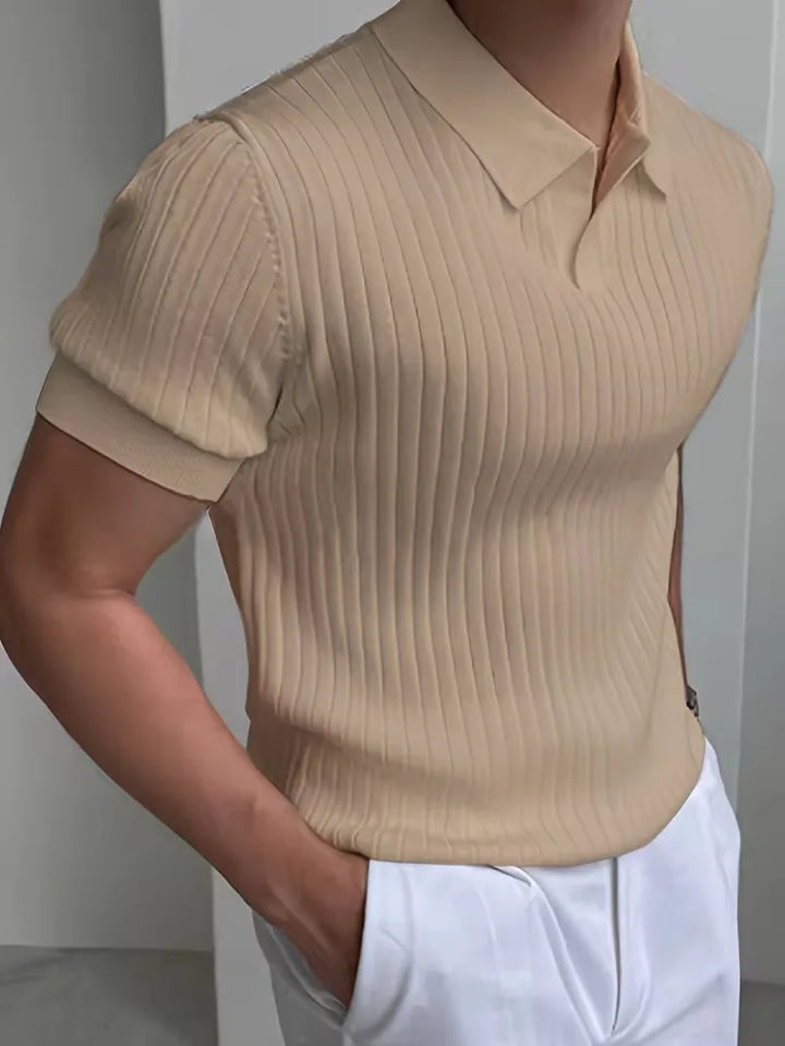 Modieuze herenkleding gebreide v-hals polo