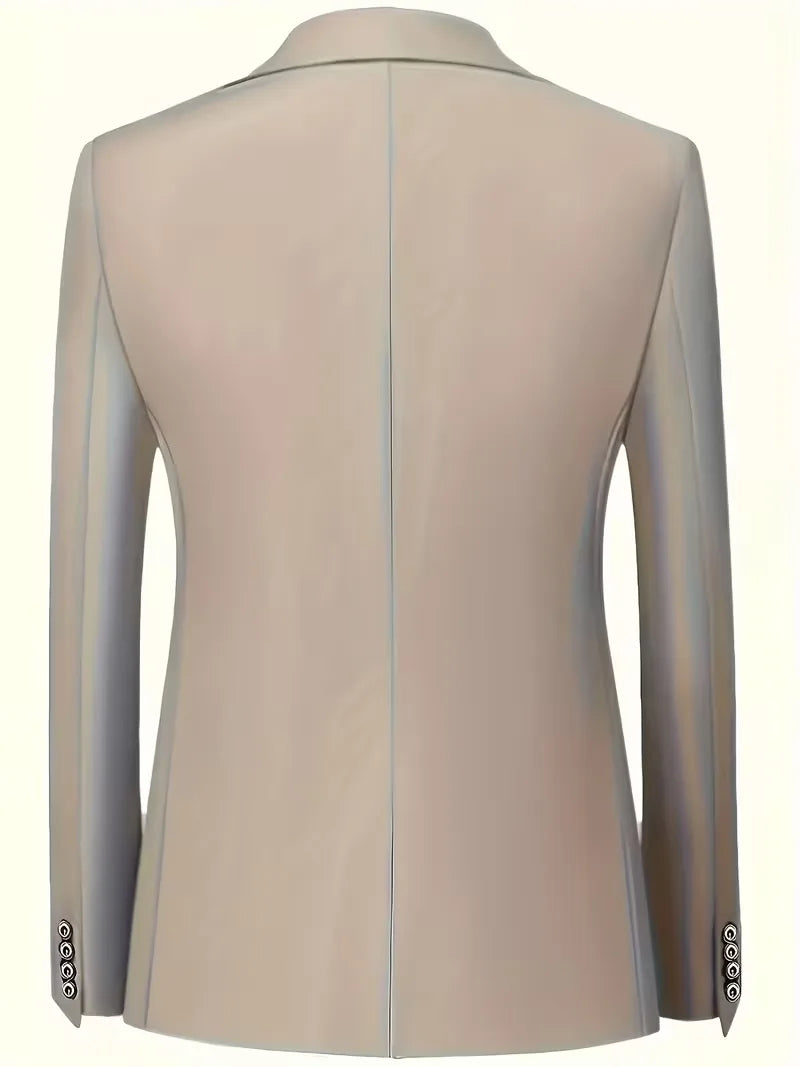 Achterkant van het beige herenjasje in slim fit pasvorm
