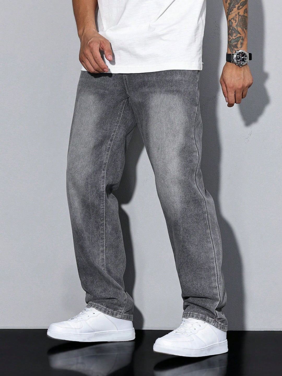 Herenmode Daan jeans: comfortabele losse pasvorm voor een stijlvolle, casual look.
