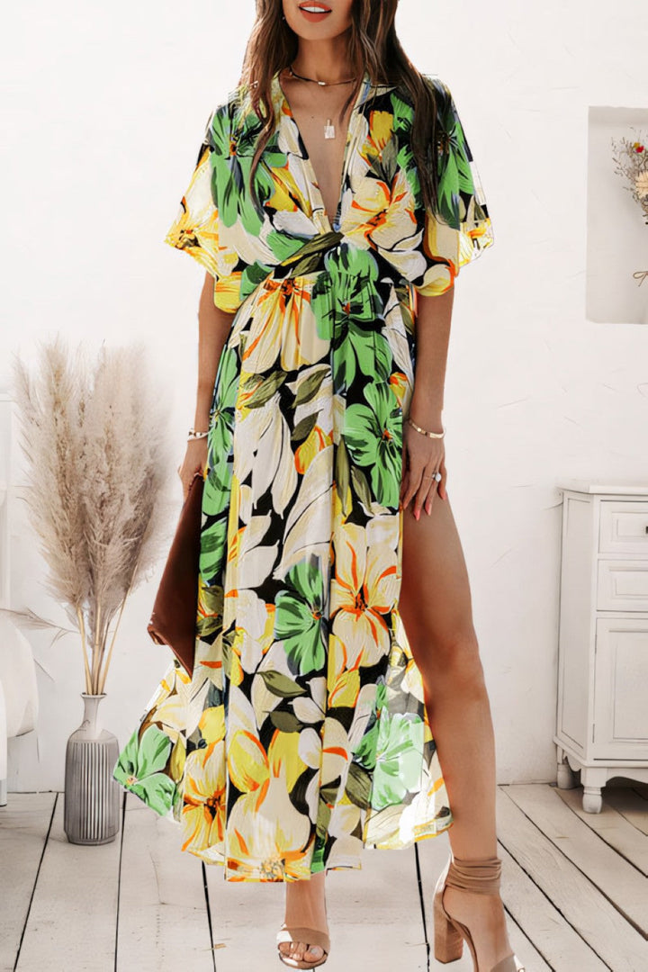 Veelzijdige dames A-lijn maxi jurk met bloemenprint, geschikt als casual of feestjurk in de zomer.