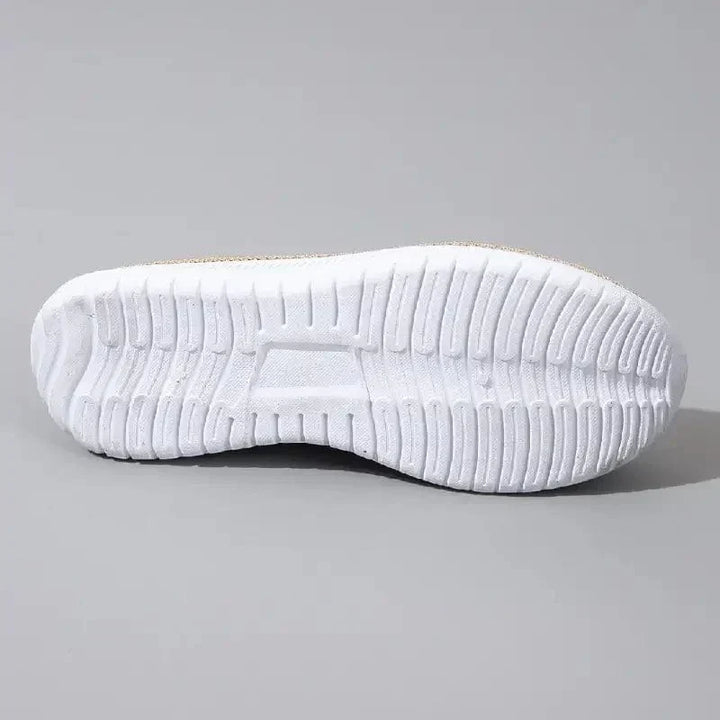 "Dames ademende orthopedische schoenen Carly: elegant beige design met comfort en medische ondersteuning voor elke gelegenhei
