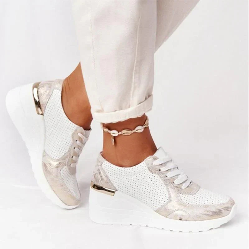 "Dames Air Sneakers met schokabsorberende air-zool, ademend mesh bovenwerk en lichtgewicht ontwerp in trendy stijl."