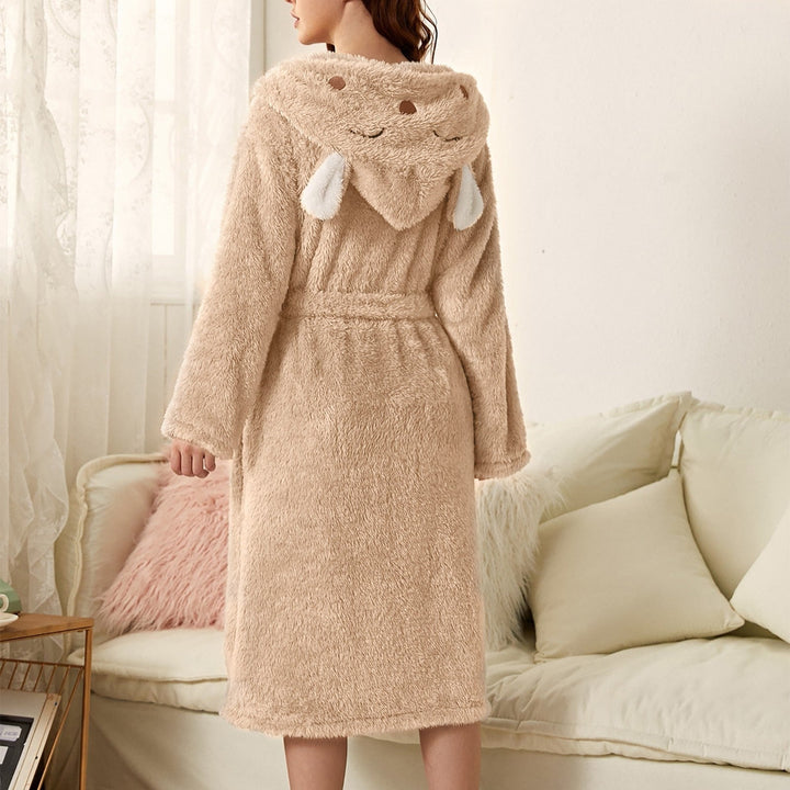 Warme dames badjas Lola, zachte stof, perfecte loungewear voor ontspanning.