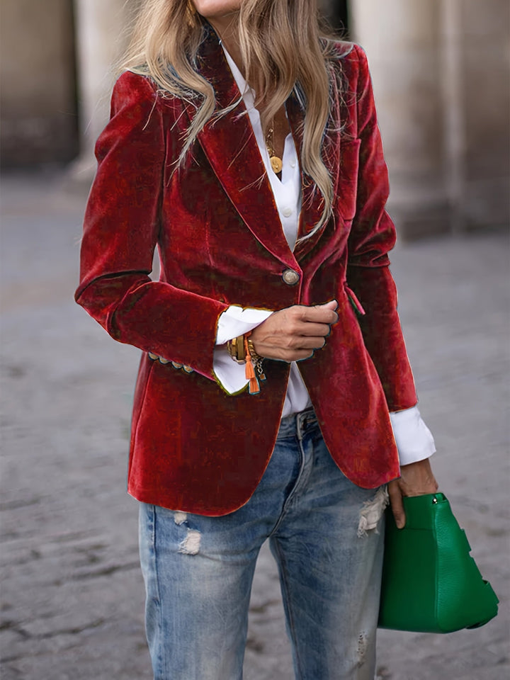 Elegante dames blazer met gouden knopen, getailleerd voor een stijlvolle kantoorlook of avondkleding.