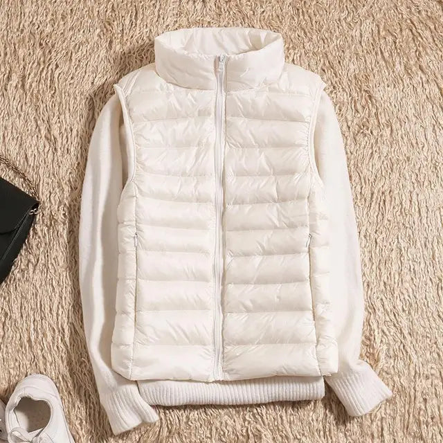 Trendy dames bodywarmer met elegant design en slanke pasvorm. Ideaal voor herfst- en winteroutfits.