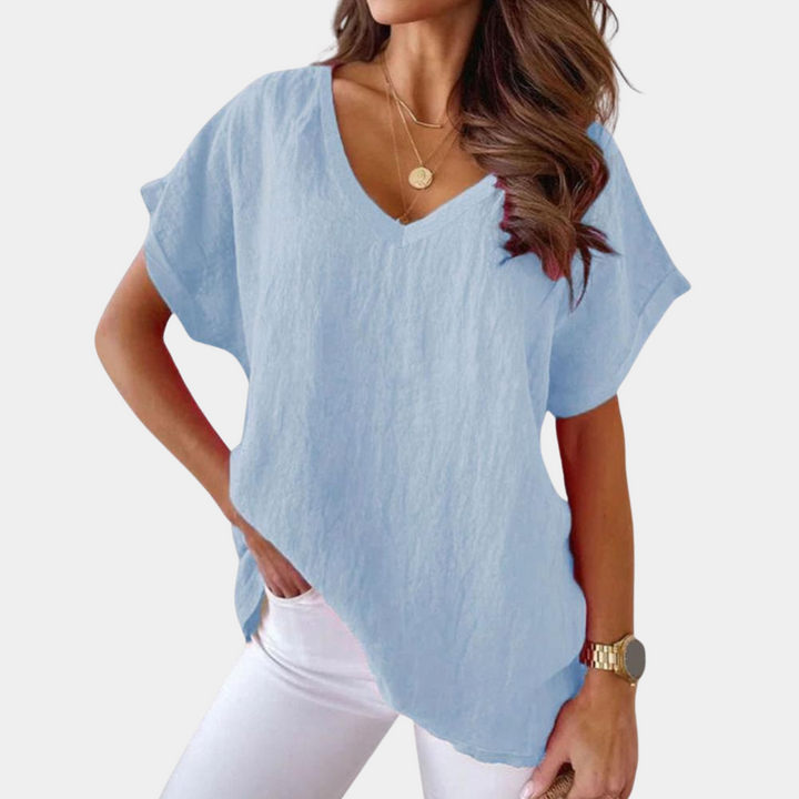 Stijlvol dames T-shirt met comfortabele pasvorm, perfect voor diverse casual outfits.