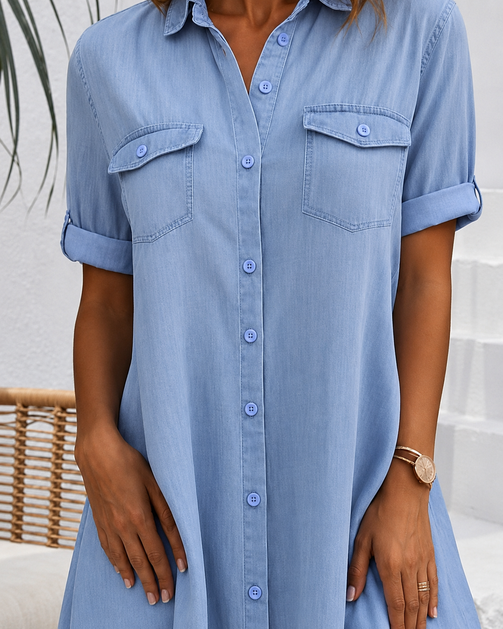 Elegante dames knoopjurk met trendy design. Comfortabele blousejurk, perfect voor een stijlvolle, casual look.