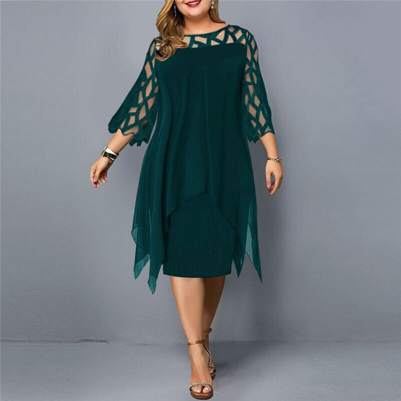 Comfortabele oversized damesjurk, elegante midi lengte, geschikt voor diverse zomerse looks.