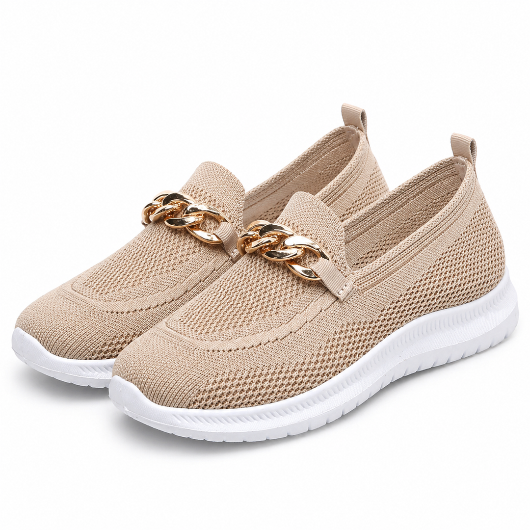 Dames orthopedische instappers in beige, ademend voor comfort en voetondersteuning. Ideaal voor wandelen.